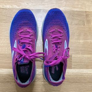 Women’s Brooks Levitate 2